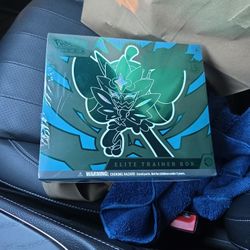 Pokemon Elite Trainer Box Twilight MASQUERADE
