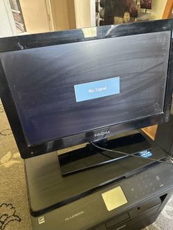 Insignia 19 Inch TV