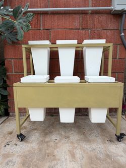 flower bucket display stand