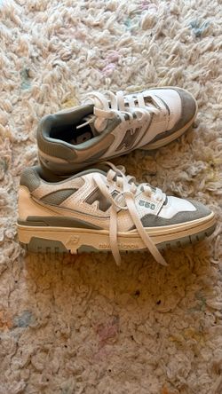 Green New Balance 550