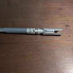  Cal Kestis Lightsaber Damaged Version