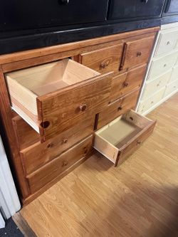Nine Drawers Dresser 