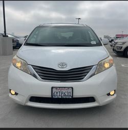 2013 Toyota Sienna