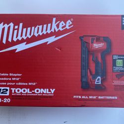 Milwaukee M12 12-Volt Lithium-Ion Cordless Cable Stapler (Tool-Only)