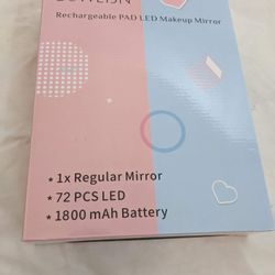 De Weisn LED folding travel mirror
