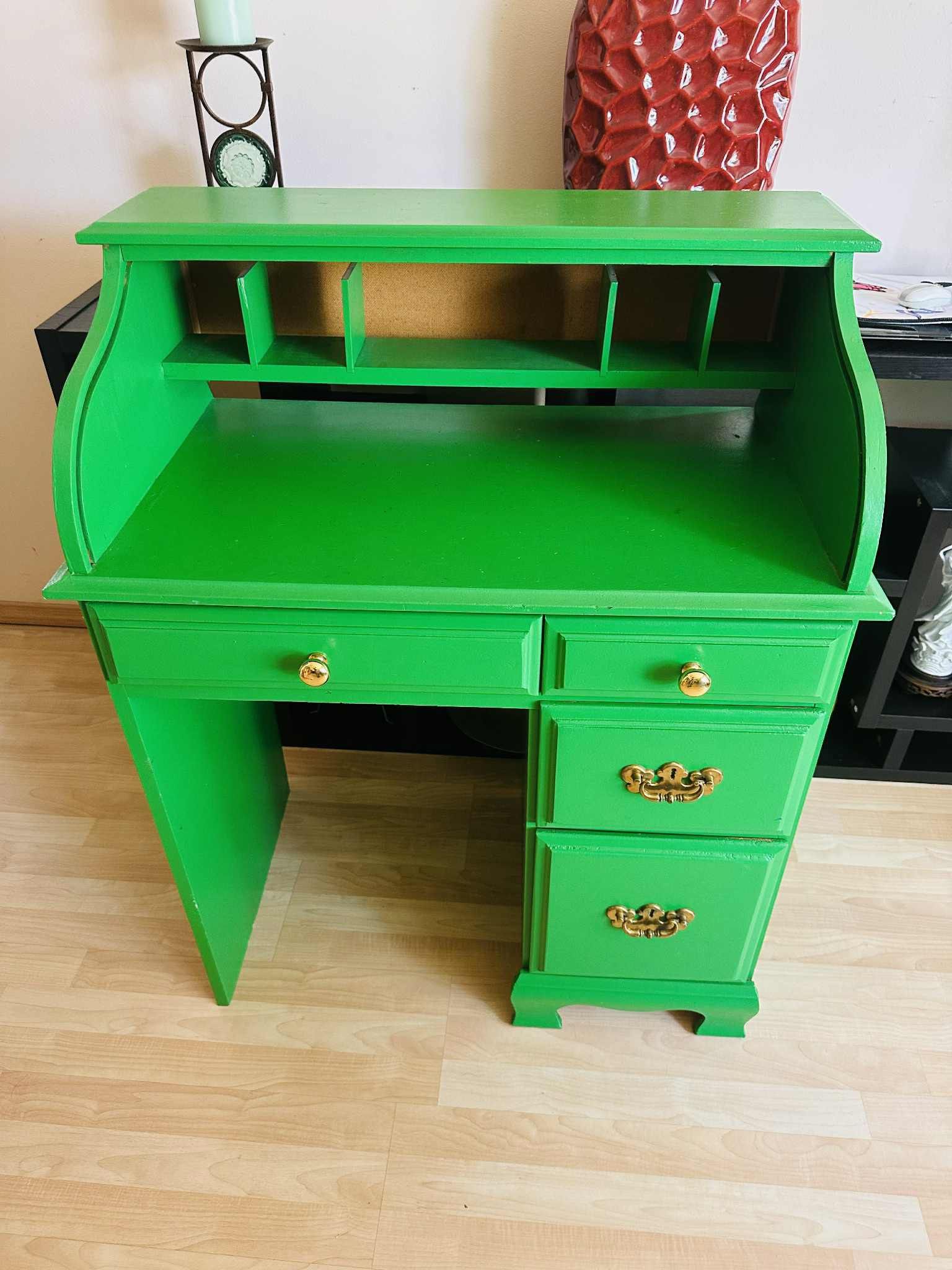 Very beautiful Green Vintage Desk, Bookcase. 31 x 19 x 40 H