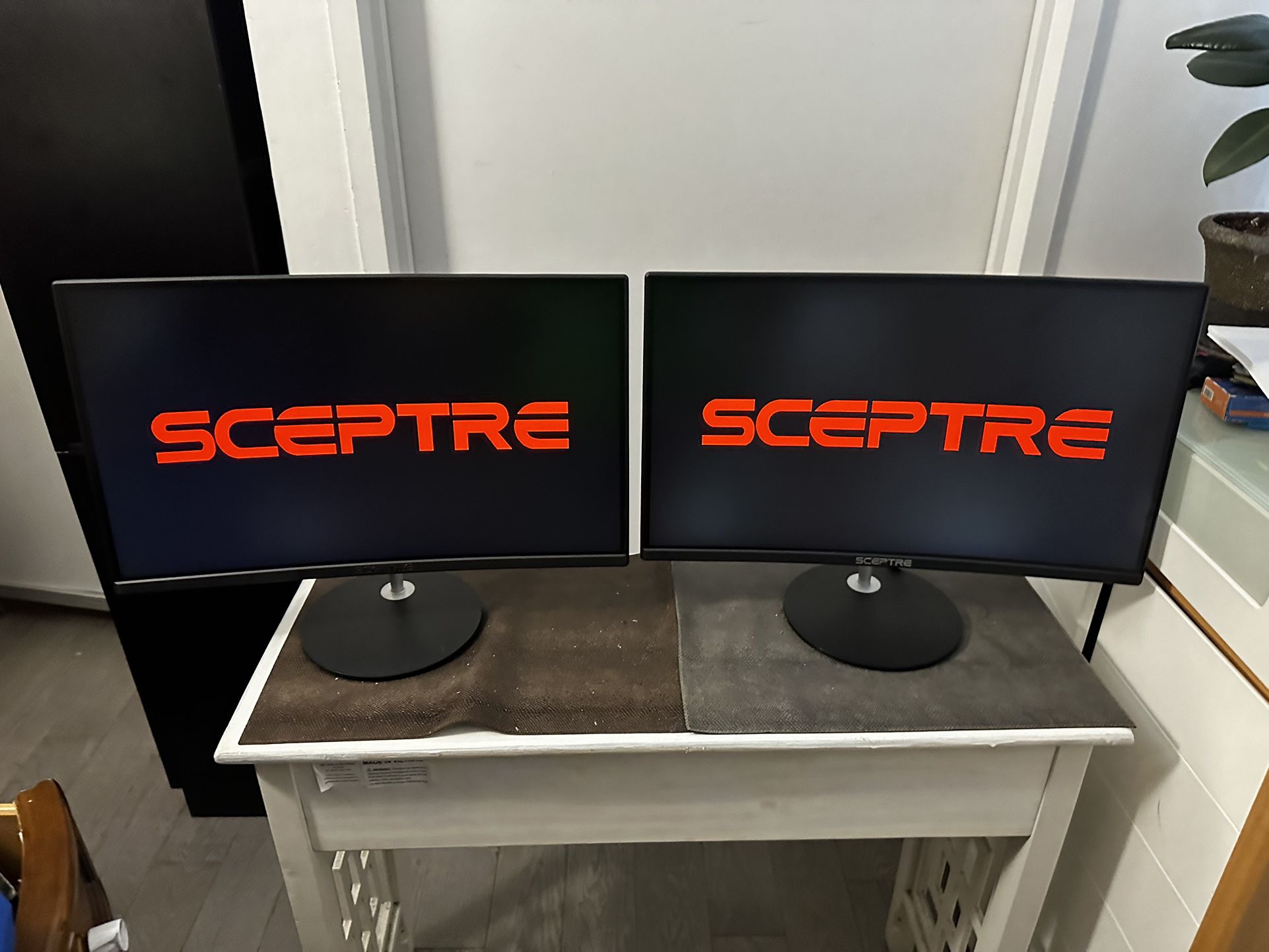 2 X Sceptre E278W-FPT 27in 1920 x 1080p Widescreen LED Monitor