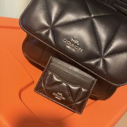 Almost Brand New Coach Bag And Card Holder 