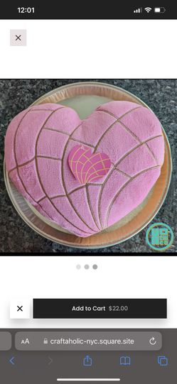 Concha Heart Pillows