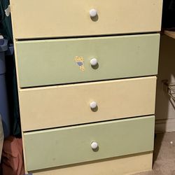 Kids dresser