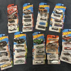 35 Hot Wheels 