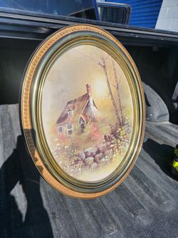 Vintage 1982 Syroco or Home Interiors gold plastic oval picture frame Lo