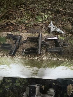 Used Suspension Control Arm Parts Lot