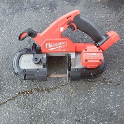 Milwuakee Band Saw Cat. No. 2829-20