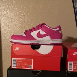 Nike Dunk Size 2.5 Barbie 