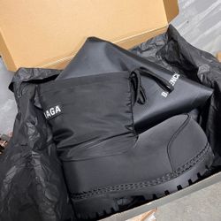 Balenciaga Black Nylon Snow Boots