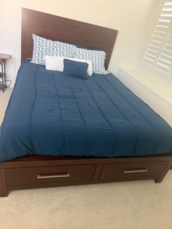 Queen Storage Bed Frame with Headboard