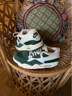 Air Jordan’s size 8