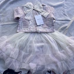 Two-piece lady princess dress.