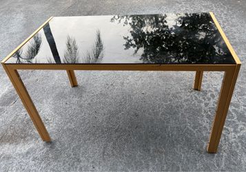 Free table