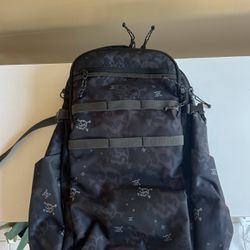 OGIO Black Backpack With 2 Big Zippers.
