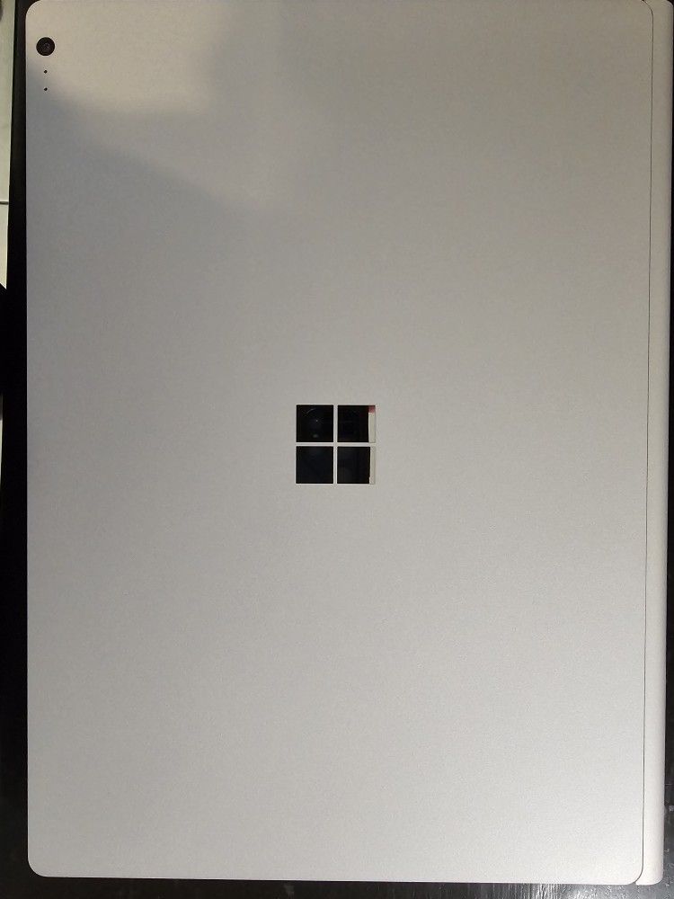Microsoft Surface Book 2