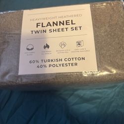 Brand New Flannel Twin Sheets. $15 Pick Up In Apache Junction 