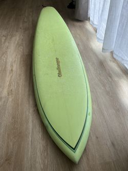 Surfboard 6’ 10”