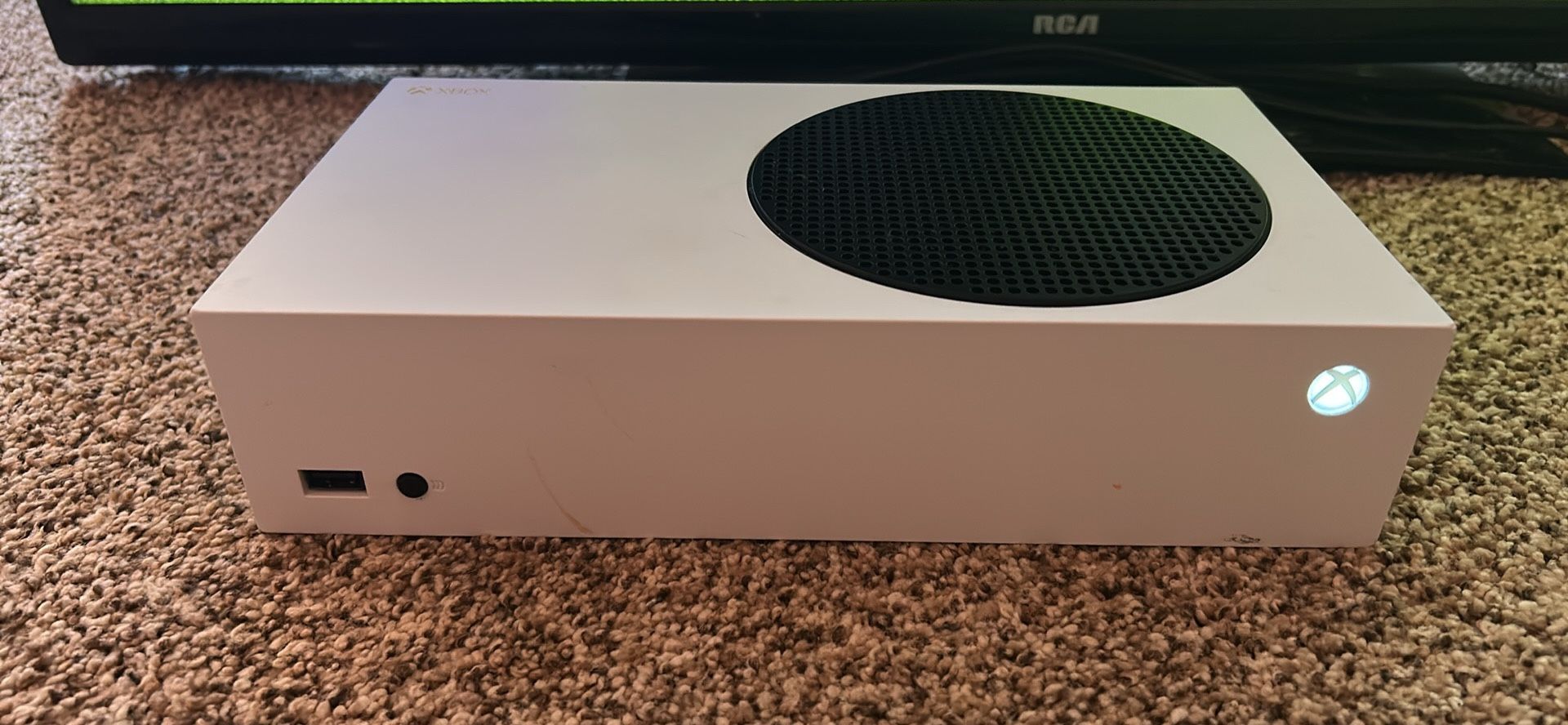 Xbox Series S (no Controller) W/ 1TB Storage Card