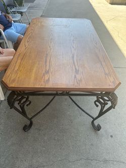 Dinning Table/ Dinner Table