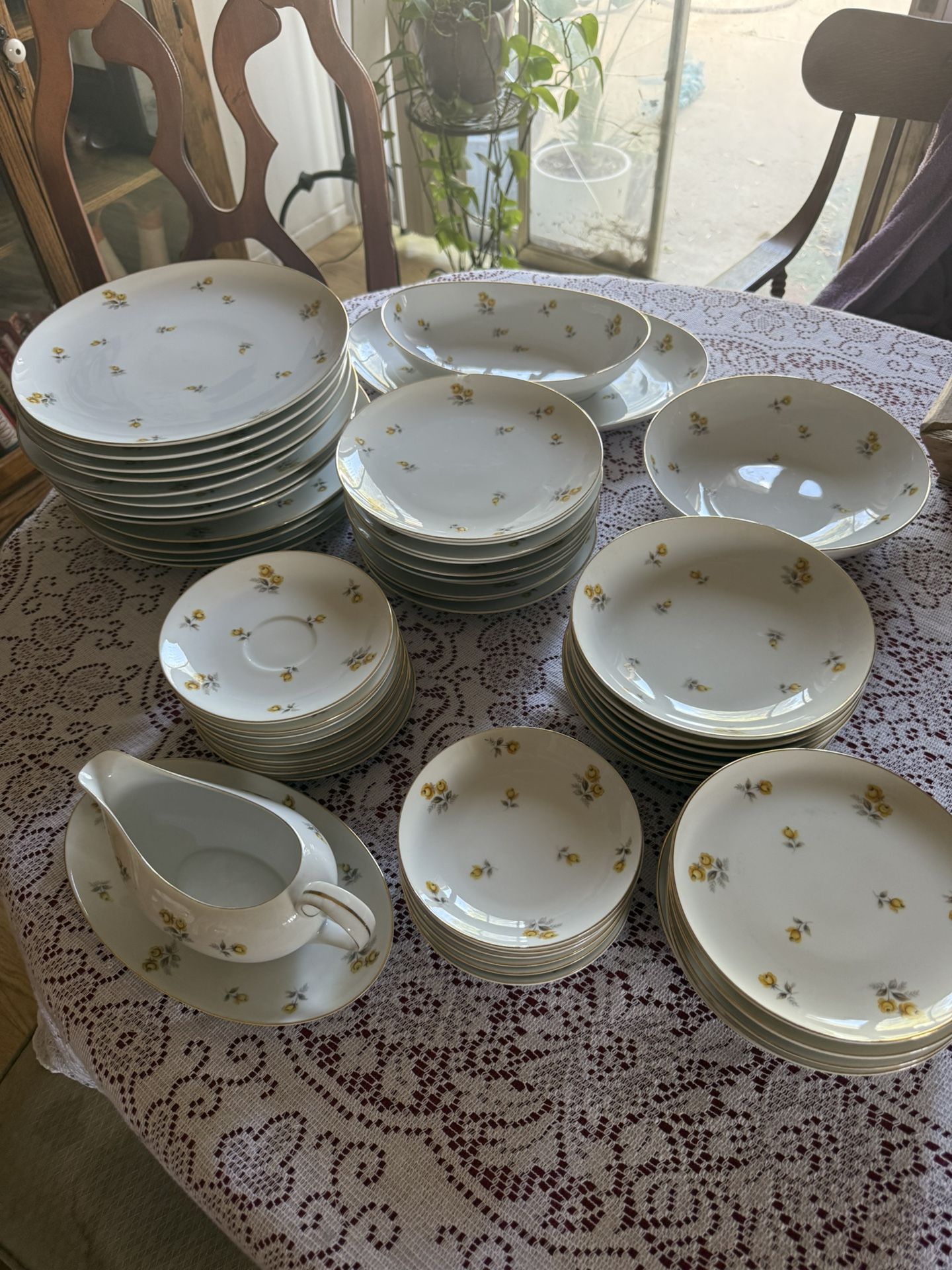 Vintage Ariel By Yamaka Japan China set
