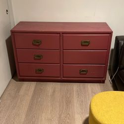 FREE As-is Dresser