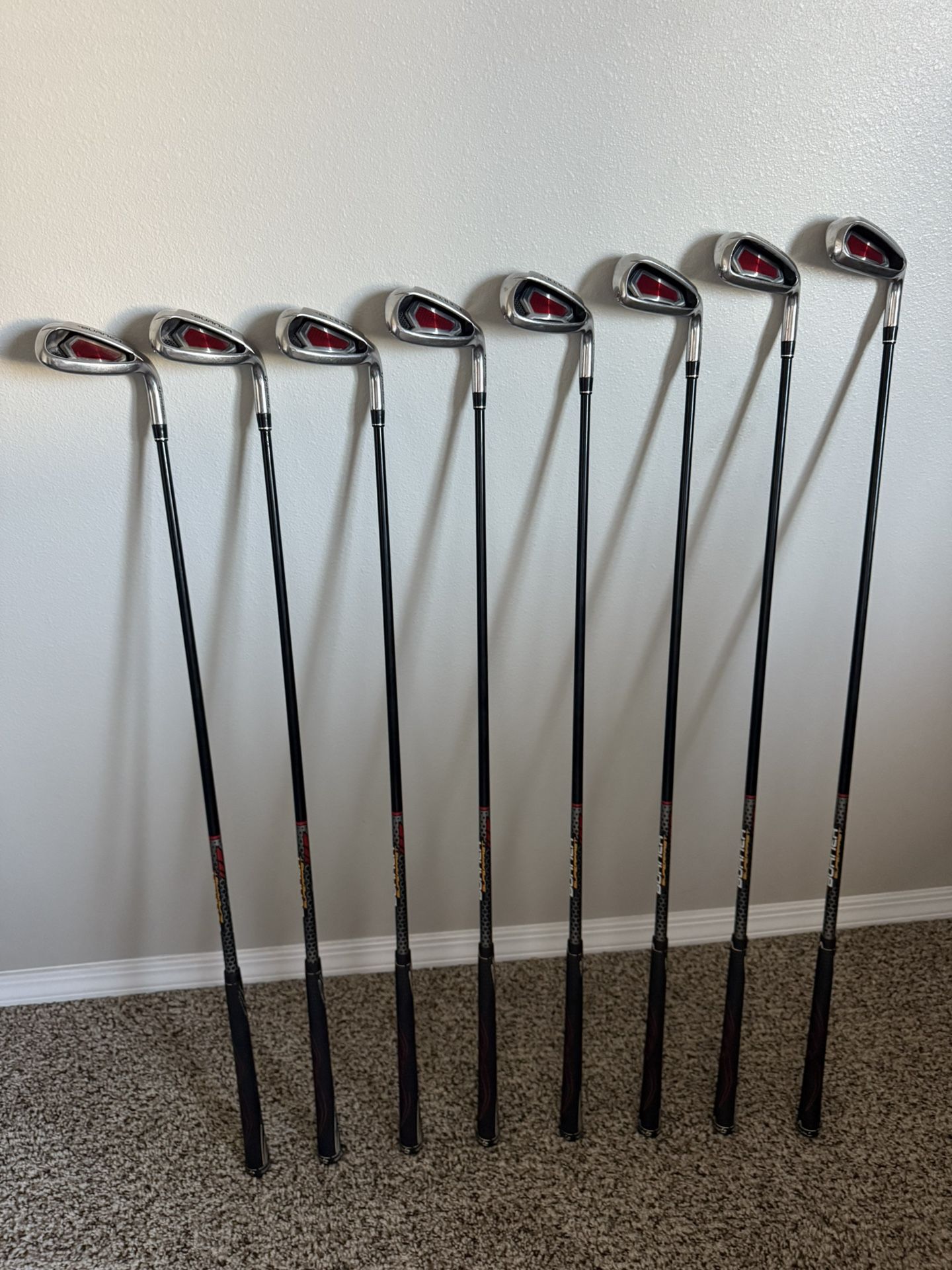 Golf Clubs (Set of 8 Irons)
