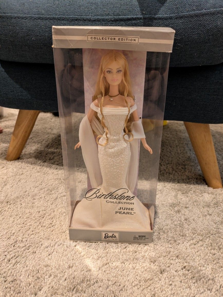Birthstone Collection June Pearl Barbie