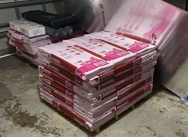 shingles roof  /Price Firm