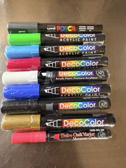 Lot of 9 Paint Markers DecoColor Acrylic Uni POSCA Bistro Chalk Assorted Colors