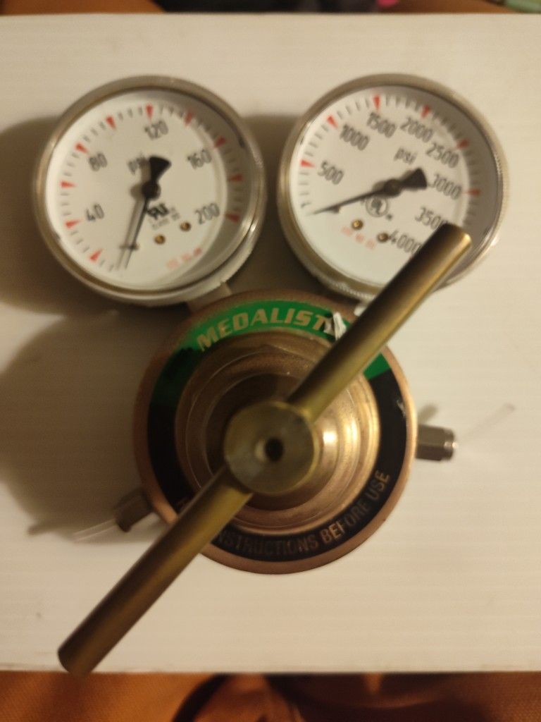 Victor Medalist Regulator 