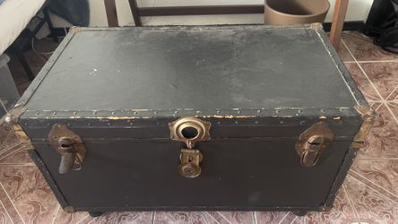 Vintage Chest $40