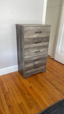 Dresser Mirror Head Board Set