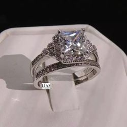 New 18k White Gold Wedding Ring Set 