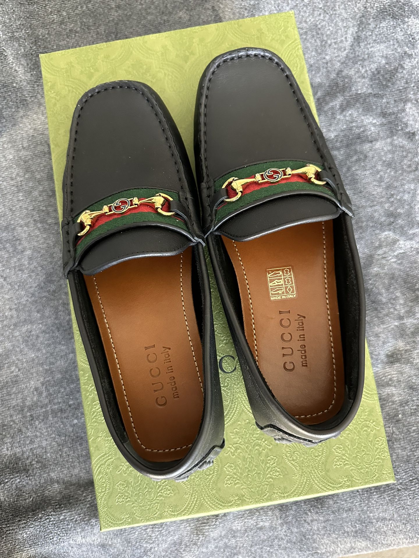 Gucci Dress Shoes / Loafers