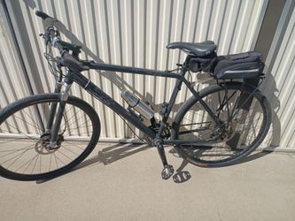 Mongoose Hybrid Bike with Rear Rack