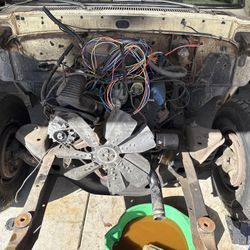 352 FE Engine  Complete  Runs