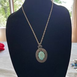 Beautiful Vintage Turquoise Necklace 