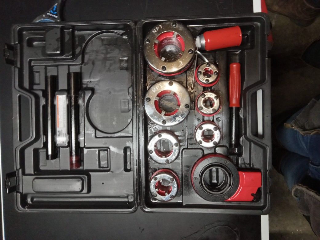 Pipe Threading Kit
