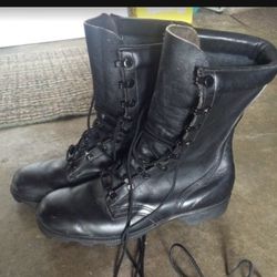 Real Military boots 7R