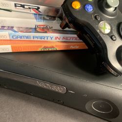 Xbox 360 Bundle With Controllers And Games 