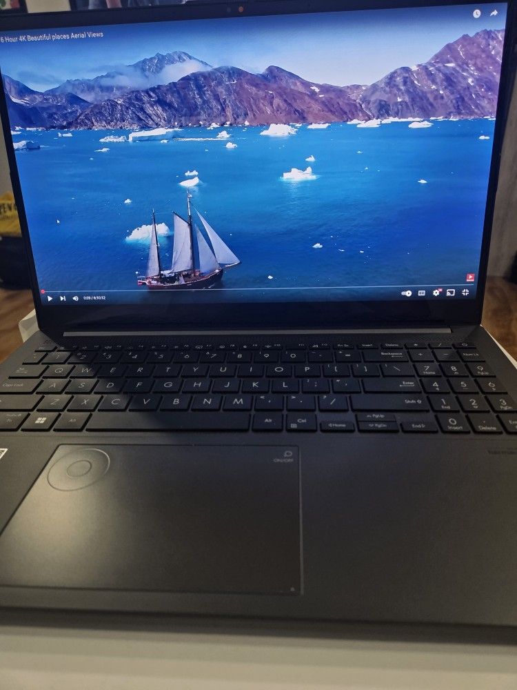 Asus Vivobook Pro 15 2024