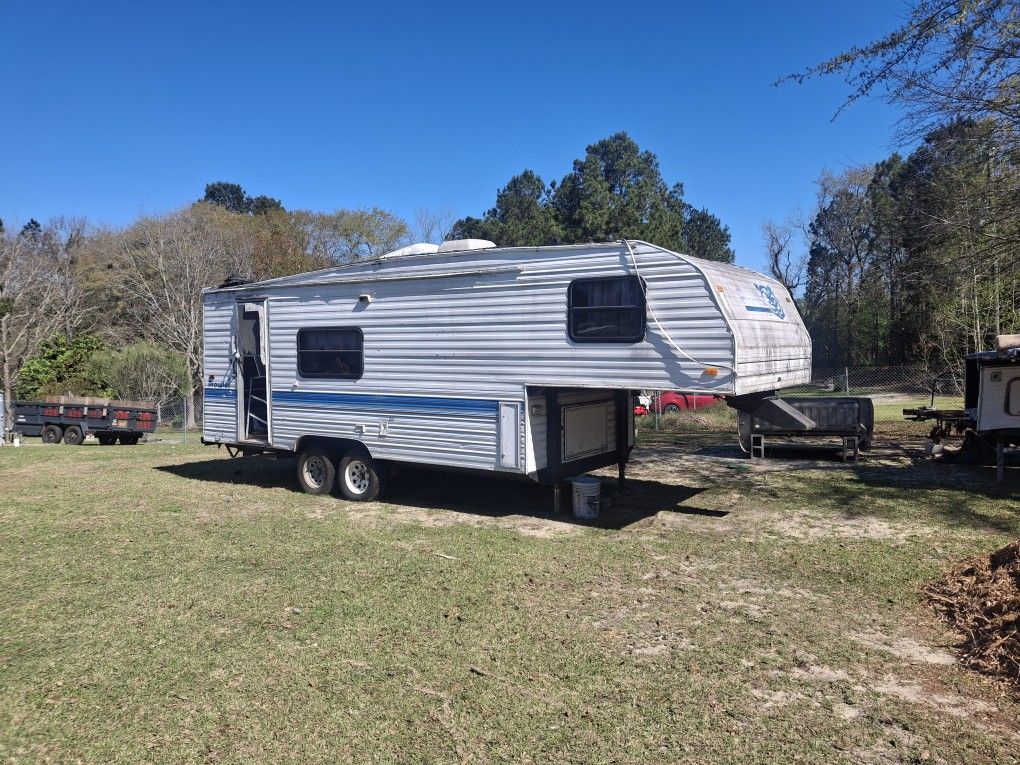Trailer