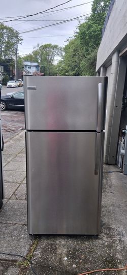 Frigidaire Stainless Refrigerator - Can Deliver